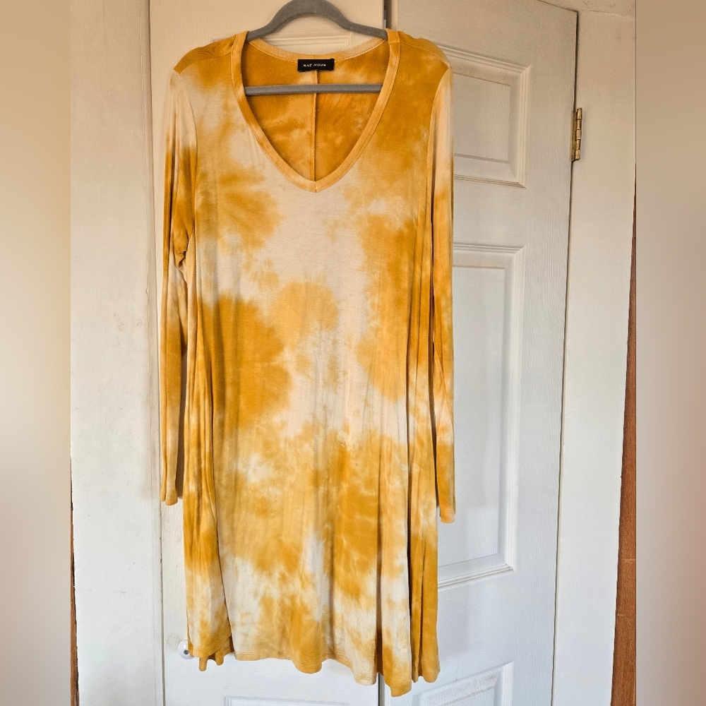 Gold/White Tie-Dye Long Sleeve Dress 1X